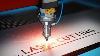 Découpe De Lettres En Acrylique: Comment Faire Fonctionner Une Machine Laser Pour Panneau Led Et Comment Placer La Feuille D'acrylique Dans La Machine