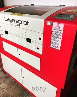Découpeur et graveur laser CO2 HPC LS6840-50w Laserscript