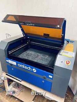 Machine de gravure laser CO2 OMTech 70W avec zone de gravure de 750 x 400mm