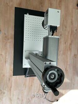 Machine de marquage, gravure et gravure au laser à fibre de 30W pour plaque métallique en acier inoxydable et aluminium